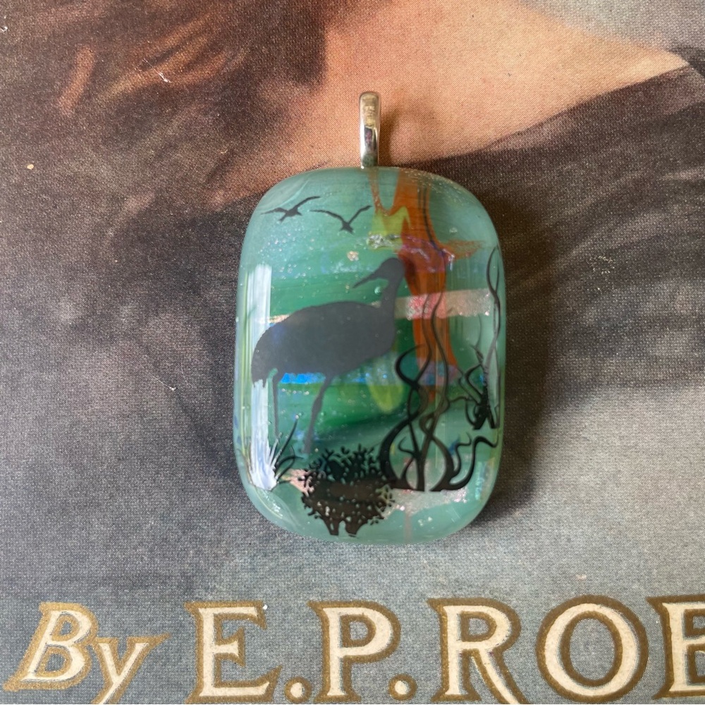 Dichroic Fused Glass Pendant Heron Tropical Scene 2” Tall 1.5” Wide Beautiful!